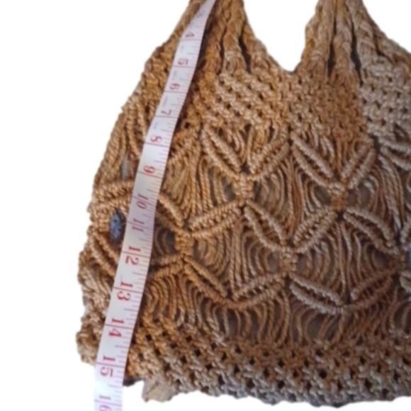 Straw bag. Great for vacation! - Picture 2 of 6